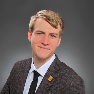   Артём Клыга